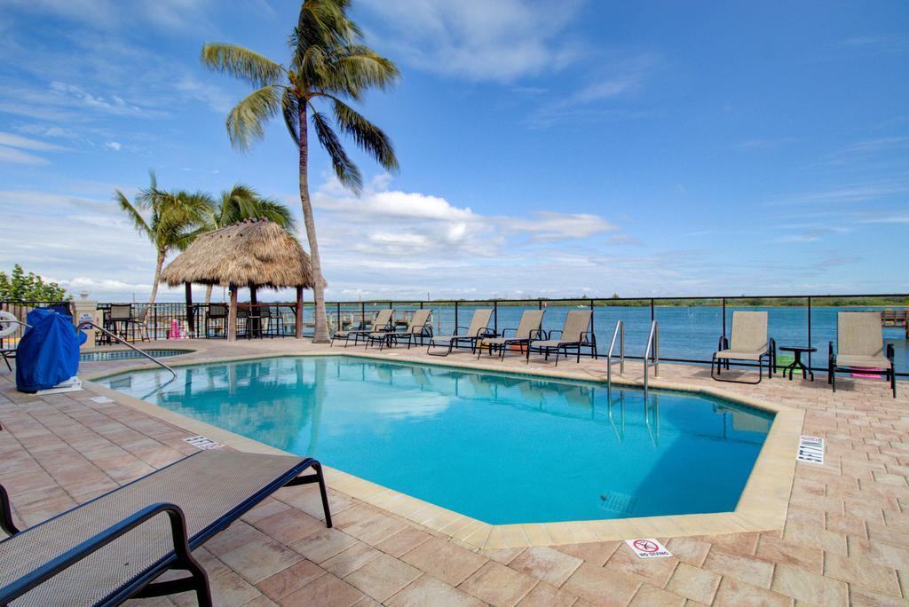 Hutchinson Island Hotel Форт Пирс Экстерьер фото